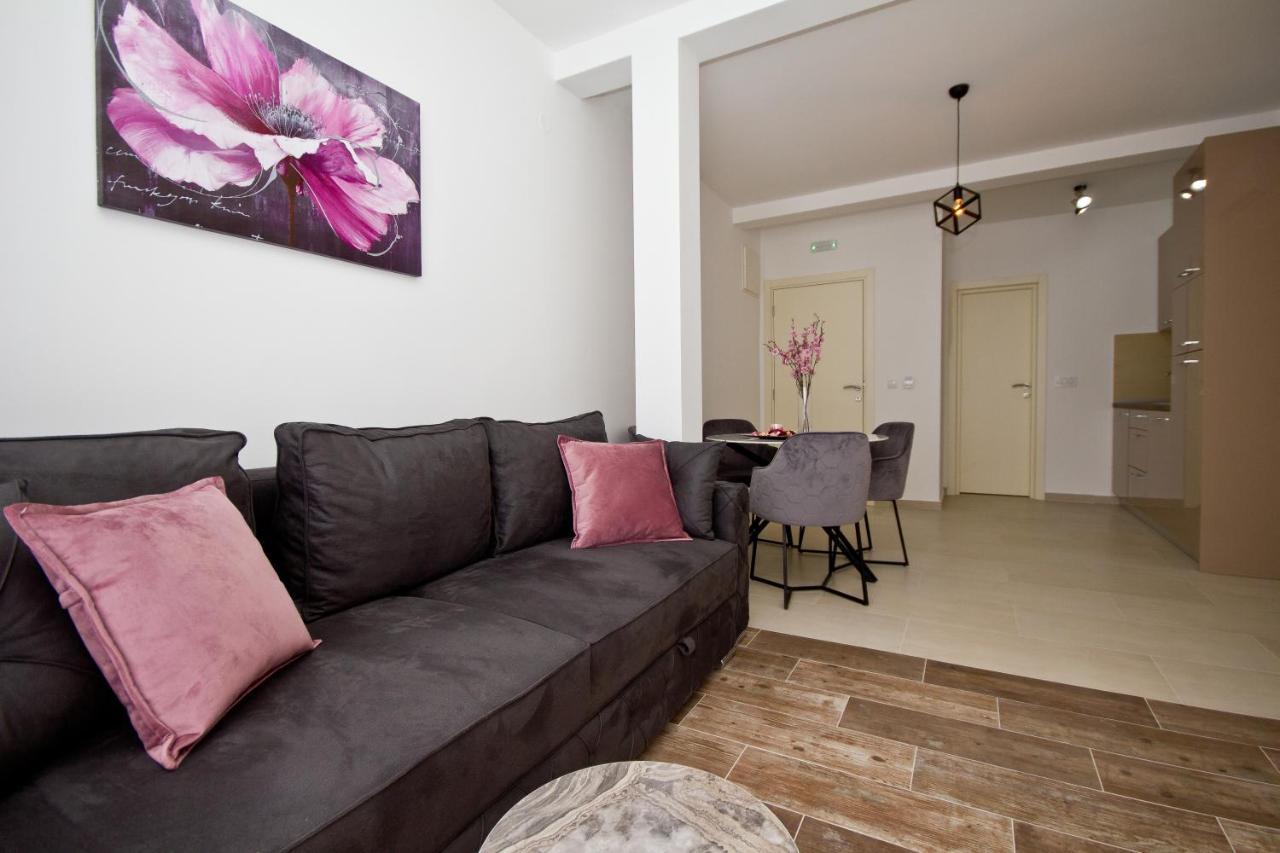 Igman Apartments Tivat Buitenkant foto