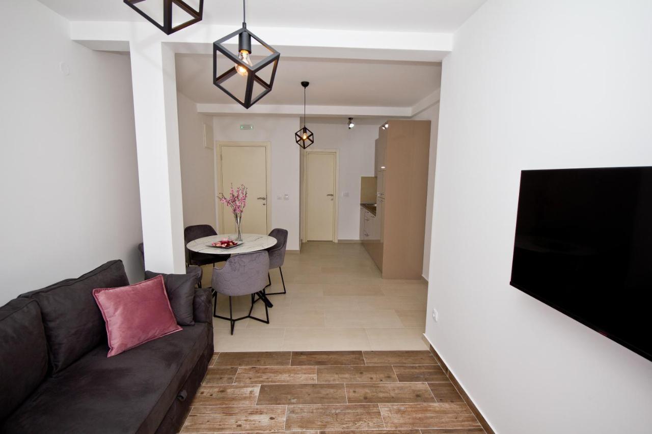 Igman Apartments Tivat Buitenkant foto