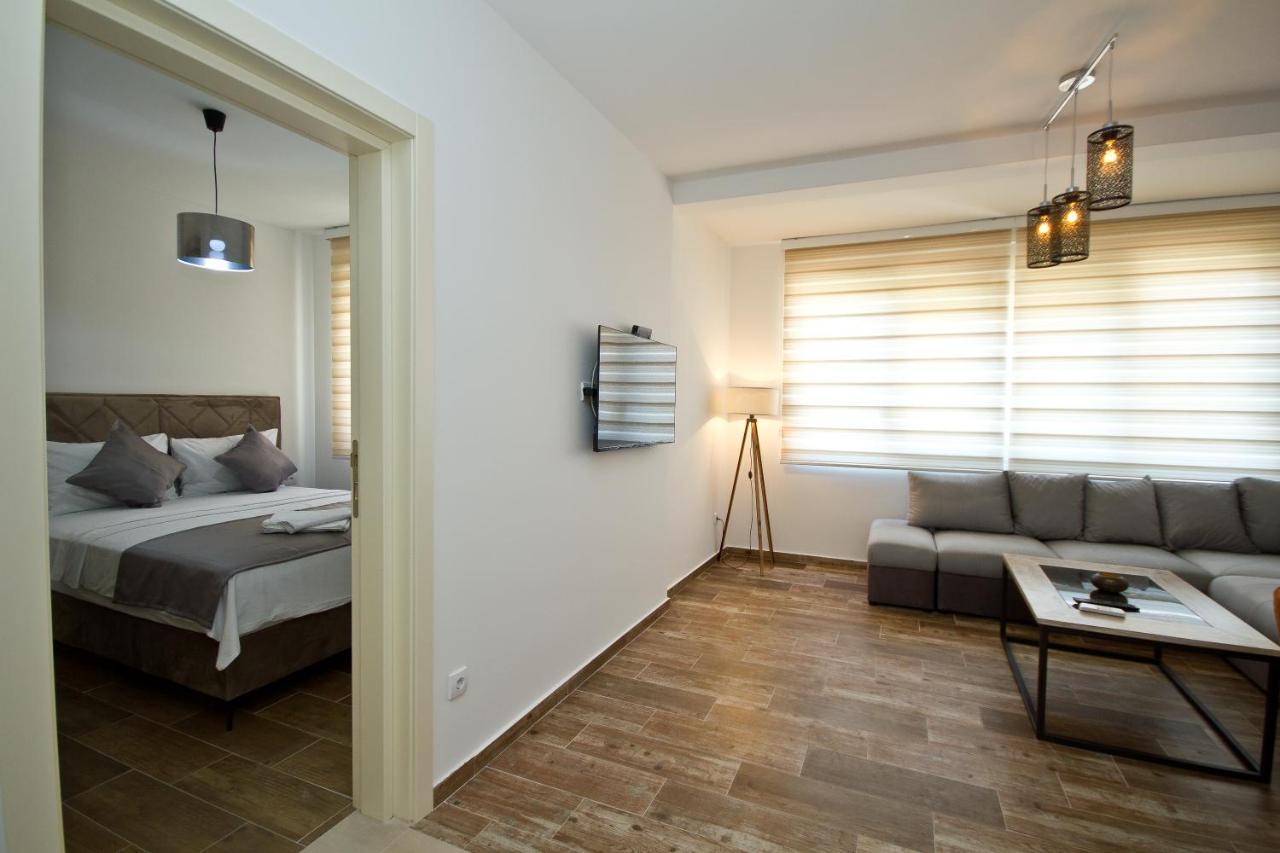 Igman Apartments Tivat Buitenkant foto