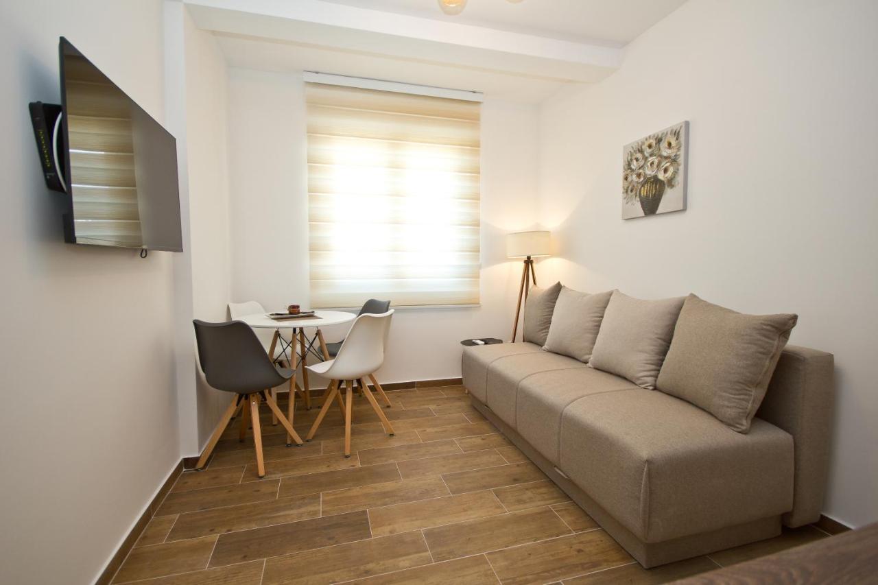 Igman Apartments Tivat Buitenkant foto
