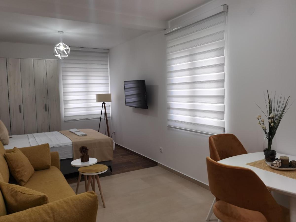 Igman Apartments Tivat Buitenkant foto