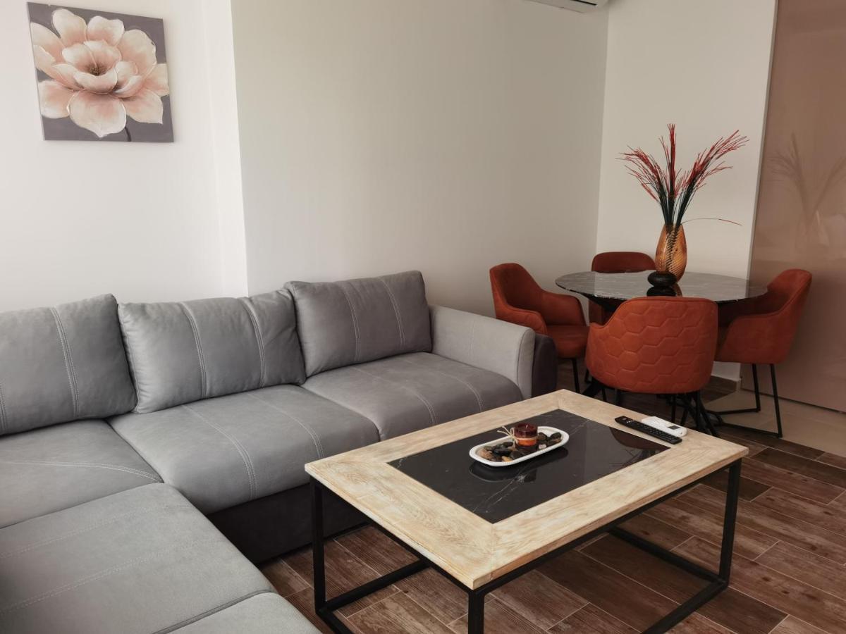 Igman Apartments Tivat Buitenkant foto